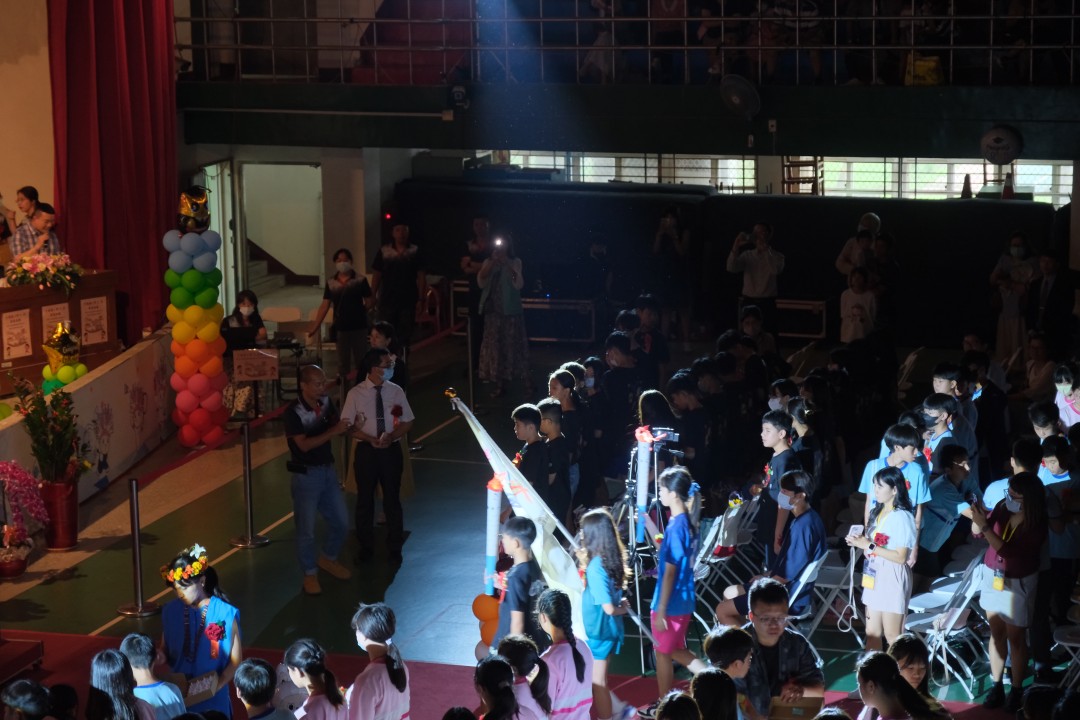 g06_016.jpg