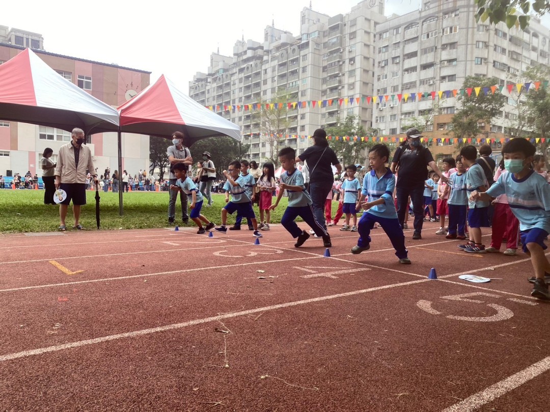 113_b02137.jpg