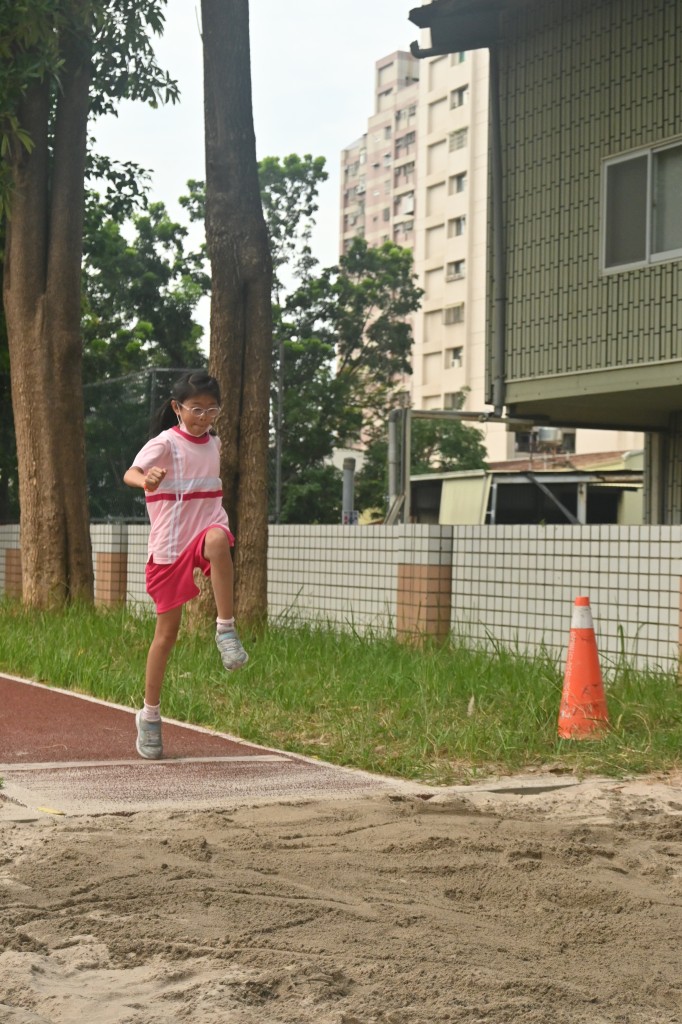 b03_018.jpg