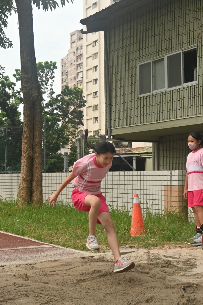 b03_022.jpg