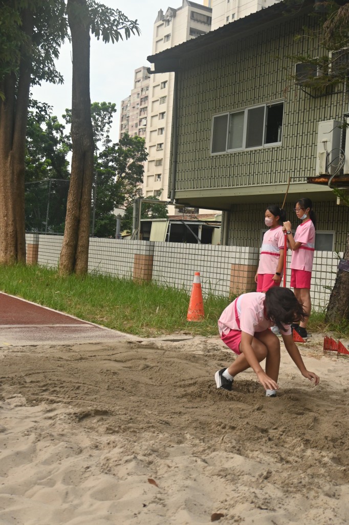 b03_032.jpg