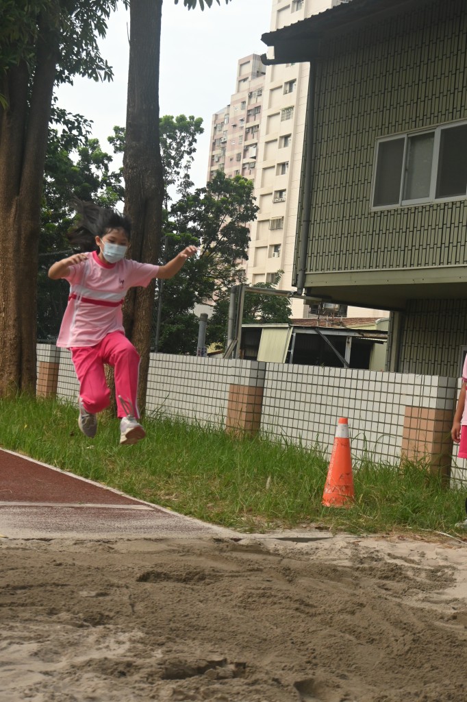 b03_048.jpg