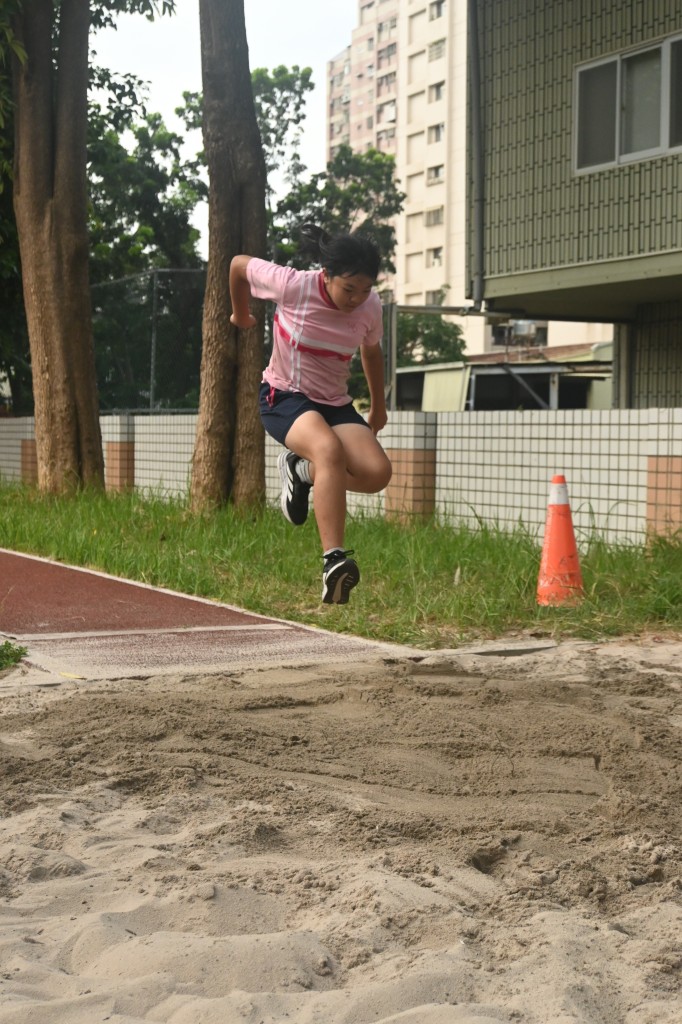b03_055.jpg