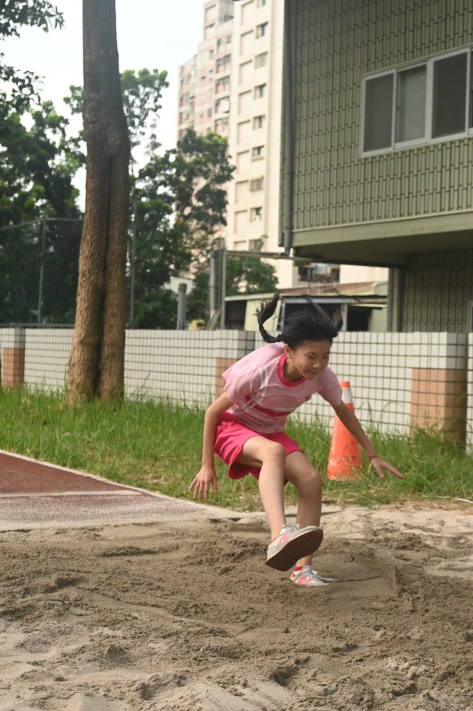 b03_059.jpg