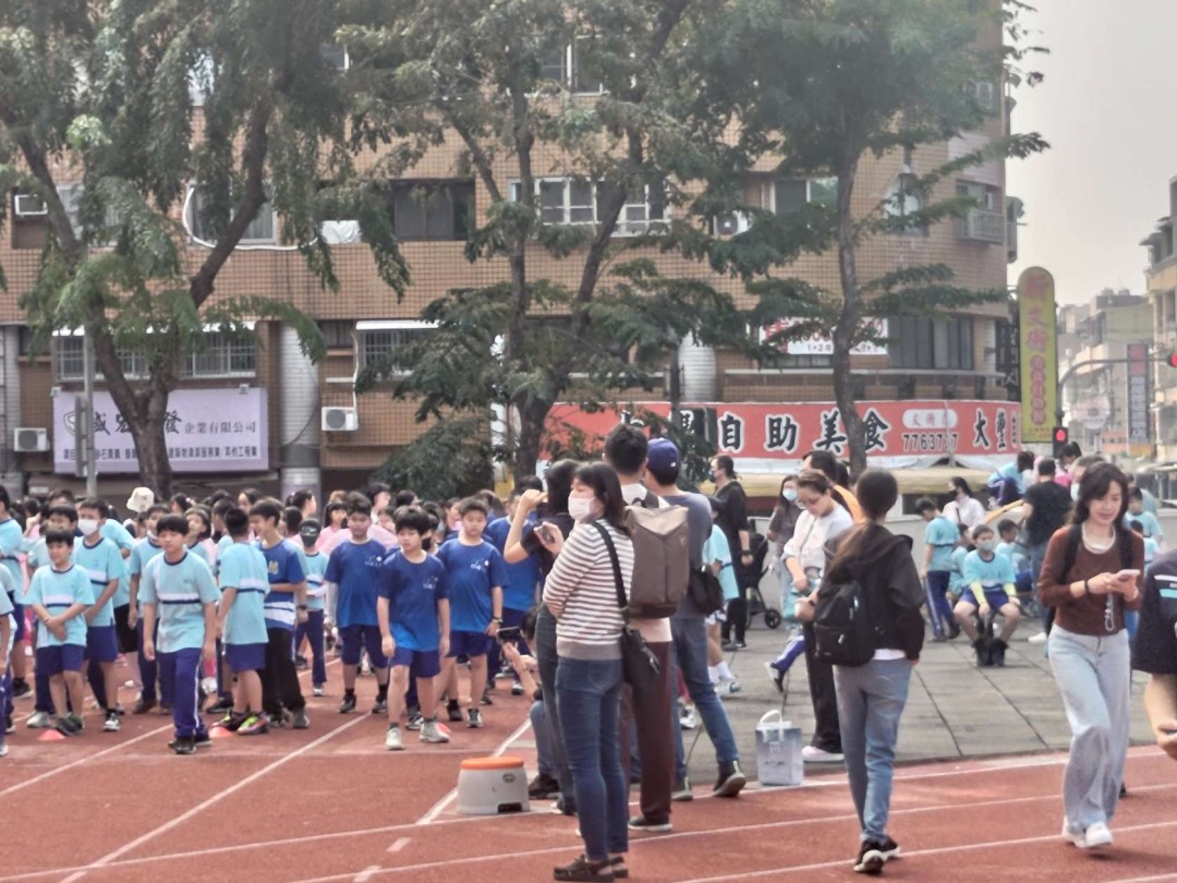 b04_248.jpg