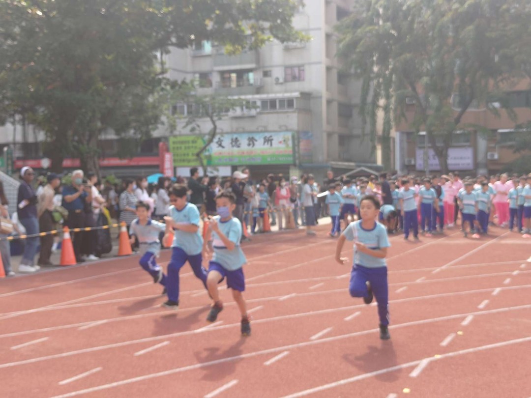 b04_328.jpg