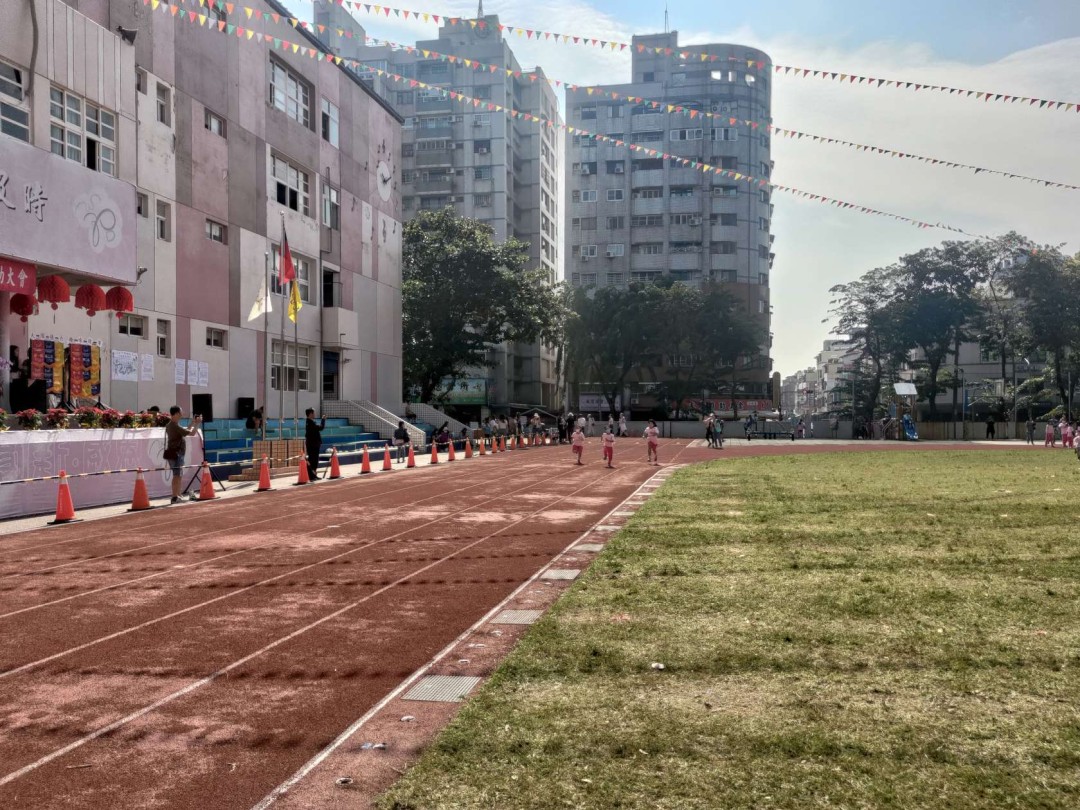b04_428.jpg