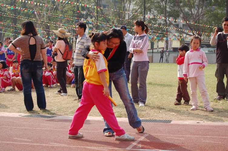 010.JPG