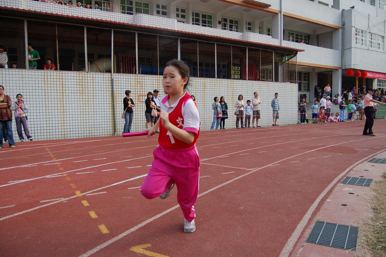 050.JPG
