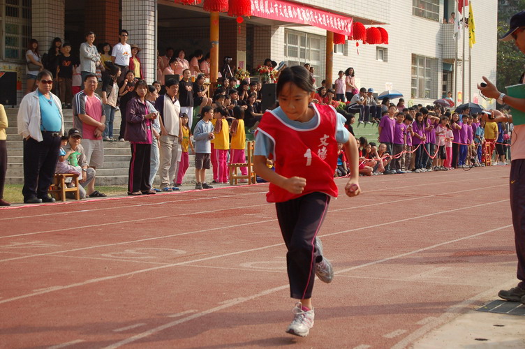325.JPG