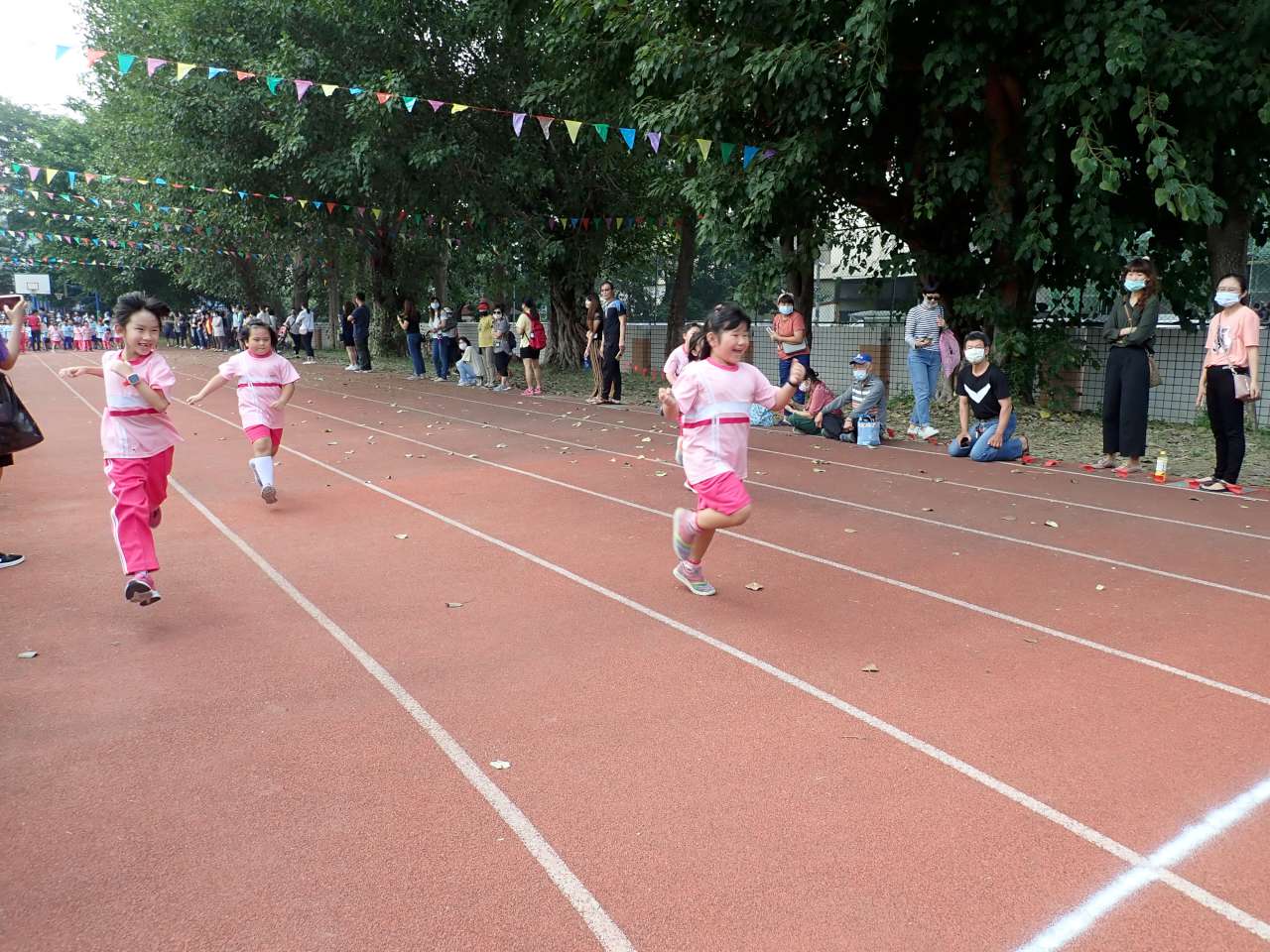 PB270240-1280