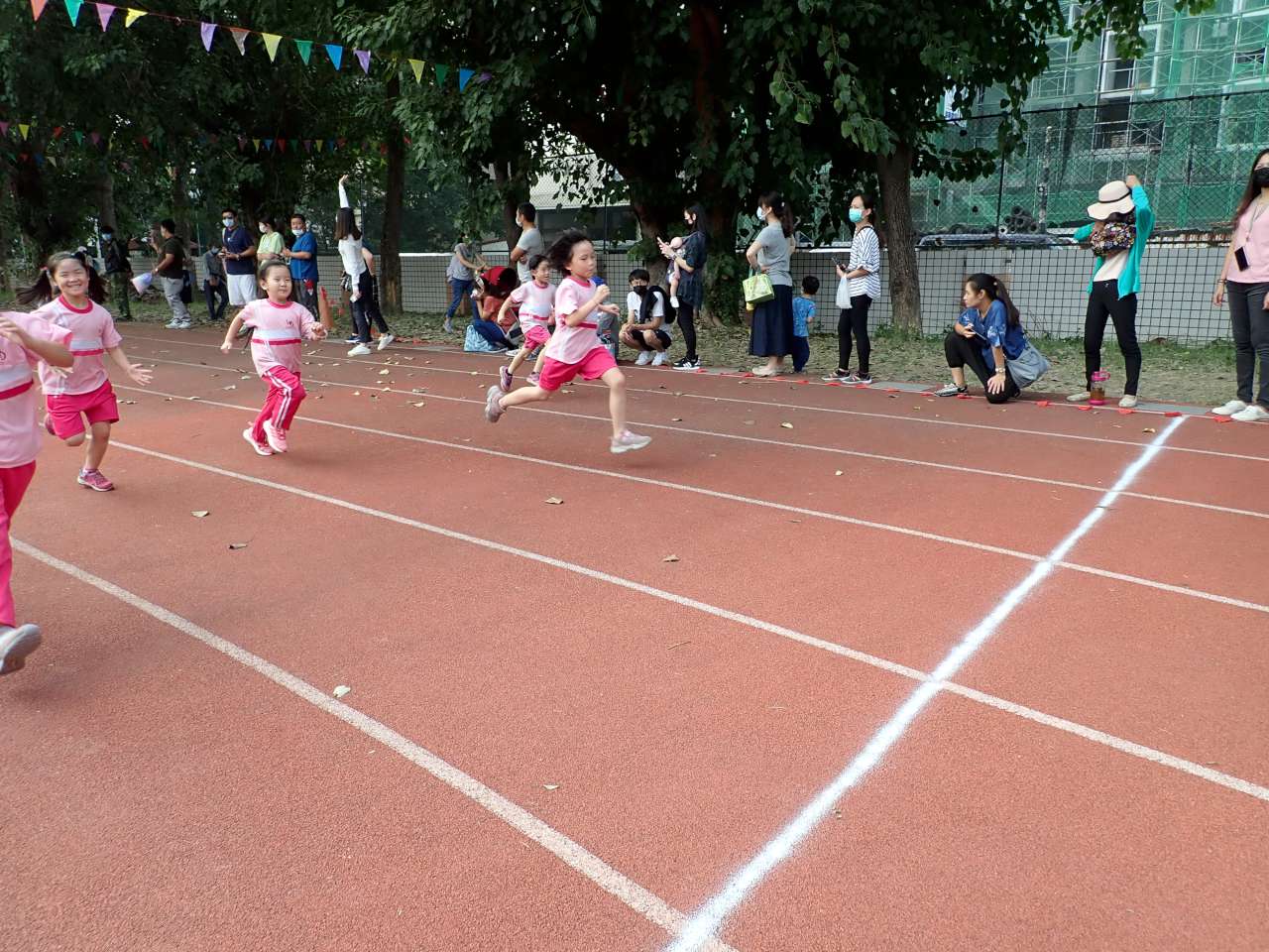 PB270272-1280