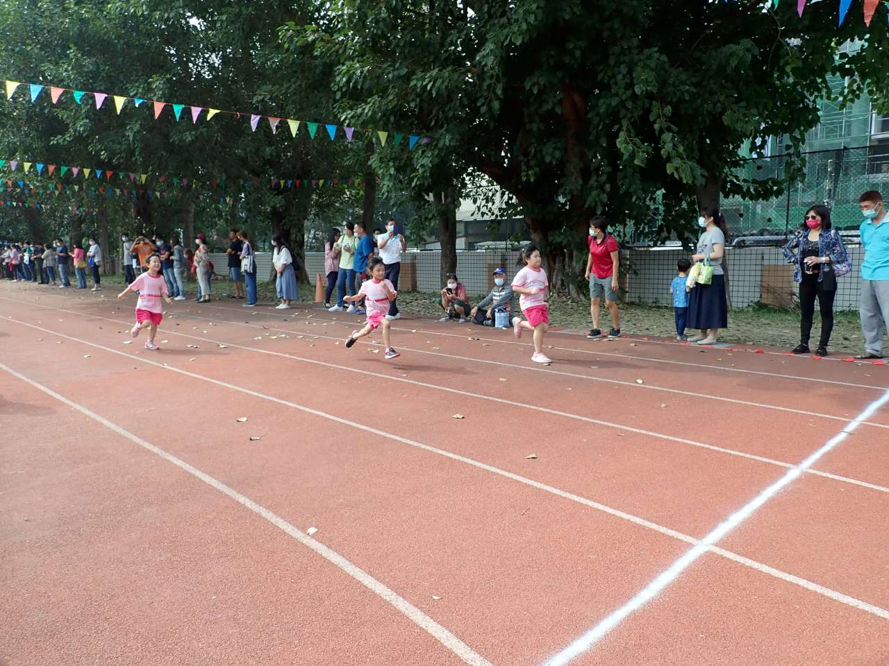 PB270293-1280