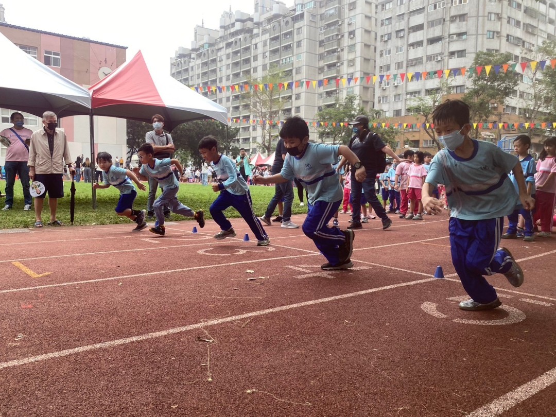 113_b02139.jpg