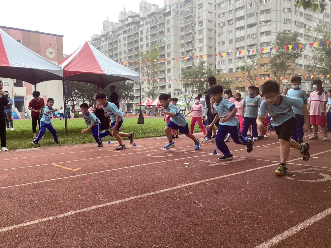 113_b03037.jpg