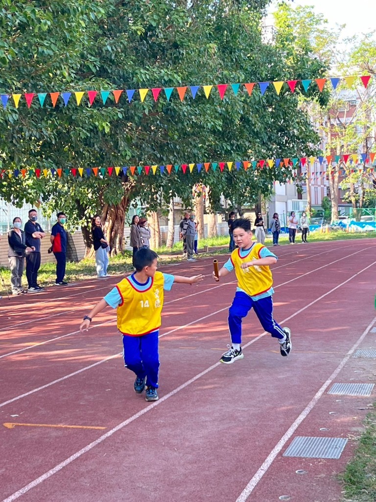 113_c05044.jpg