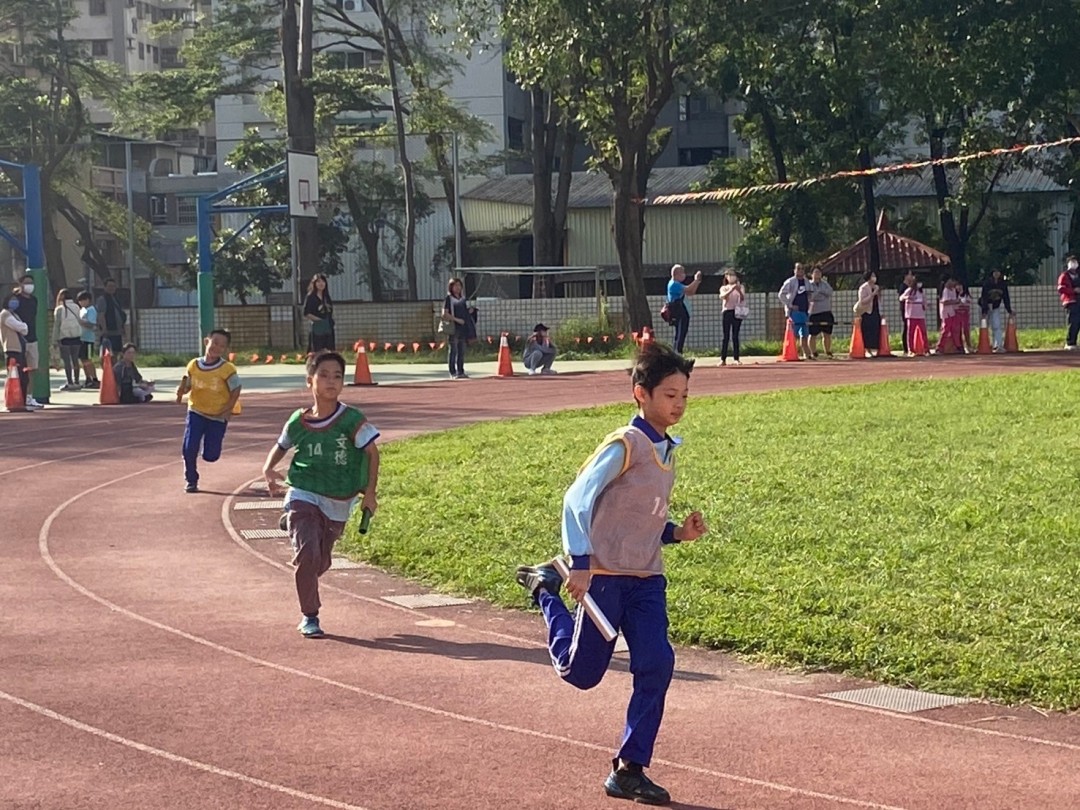 113_c05116.jpg