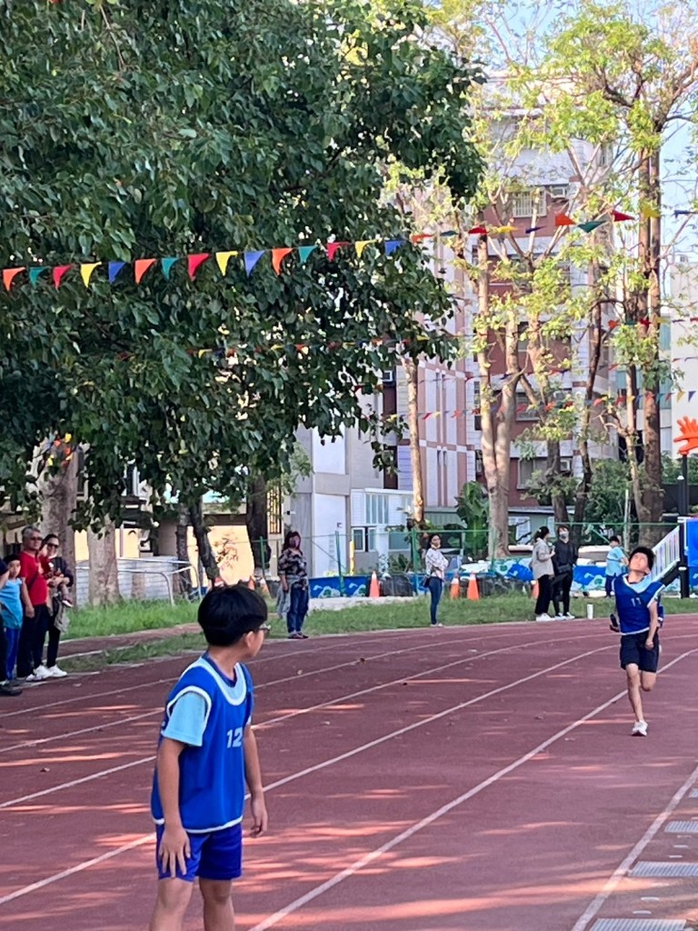 113_c06094.jpg