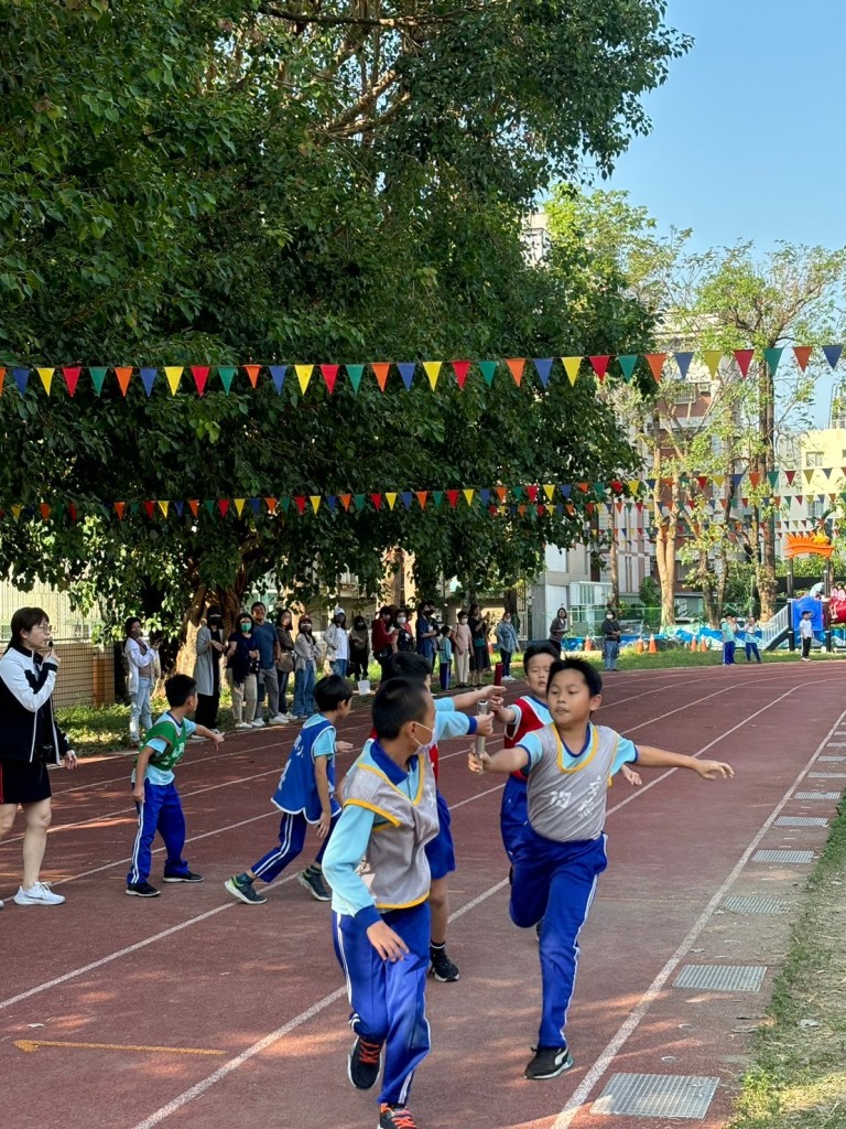 113_c06271.jpg