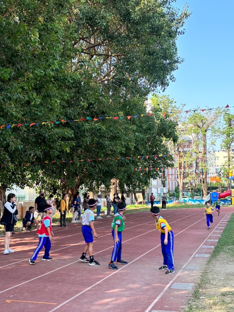 113_c06386.jpg