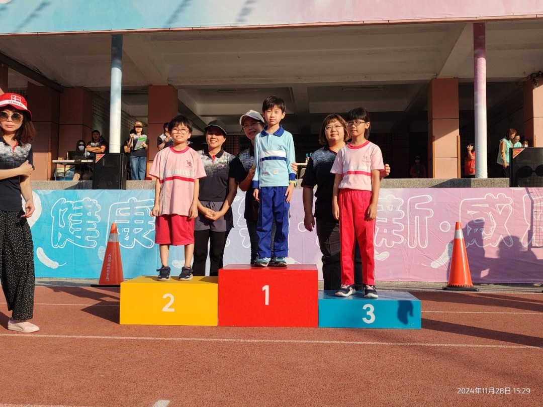 prize_100.jpg